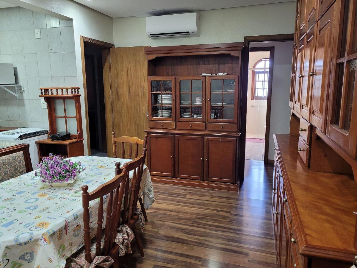 Ap. De 4 Quartos Com Ar A 150M Da Rua Coberta Грамаду Экстерьер фото